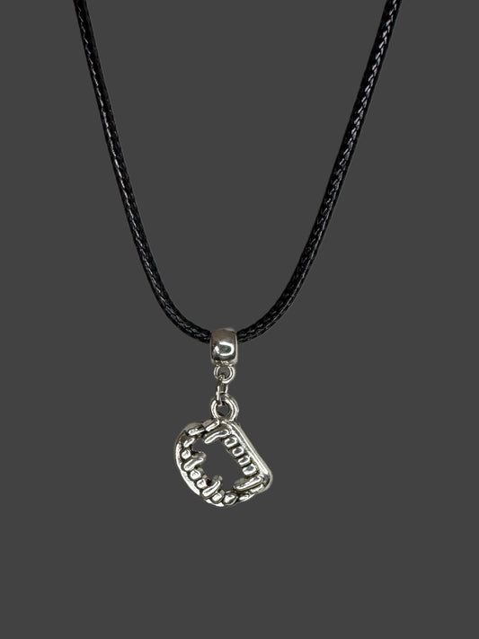 Drac-Teeth Necklace